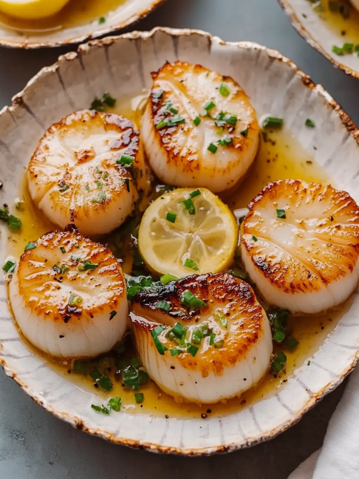Seared Scallops & Yuzu Garlic Butter: Elevate Your Dinner Game 5 Seared Scallops & Yuzu Garlic Butter