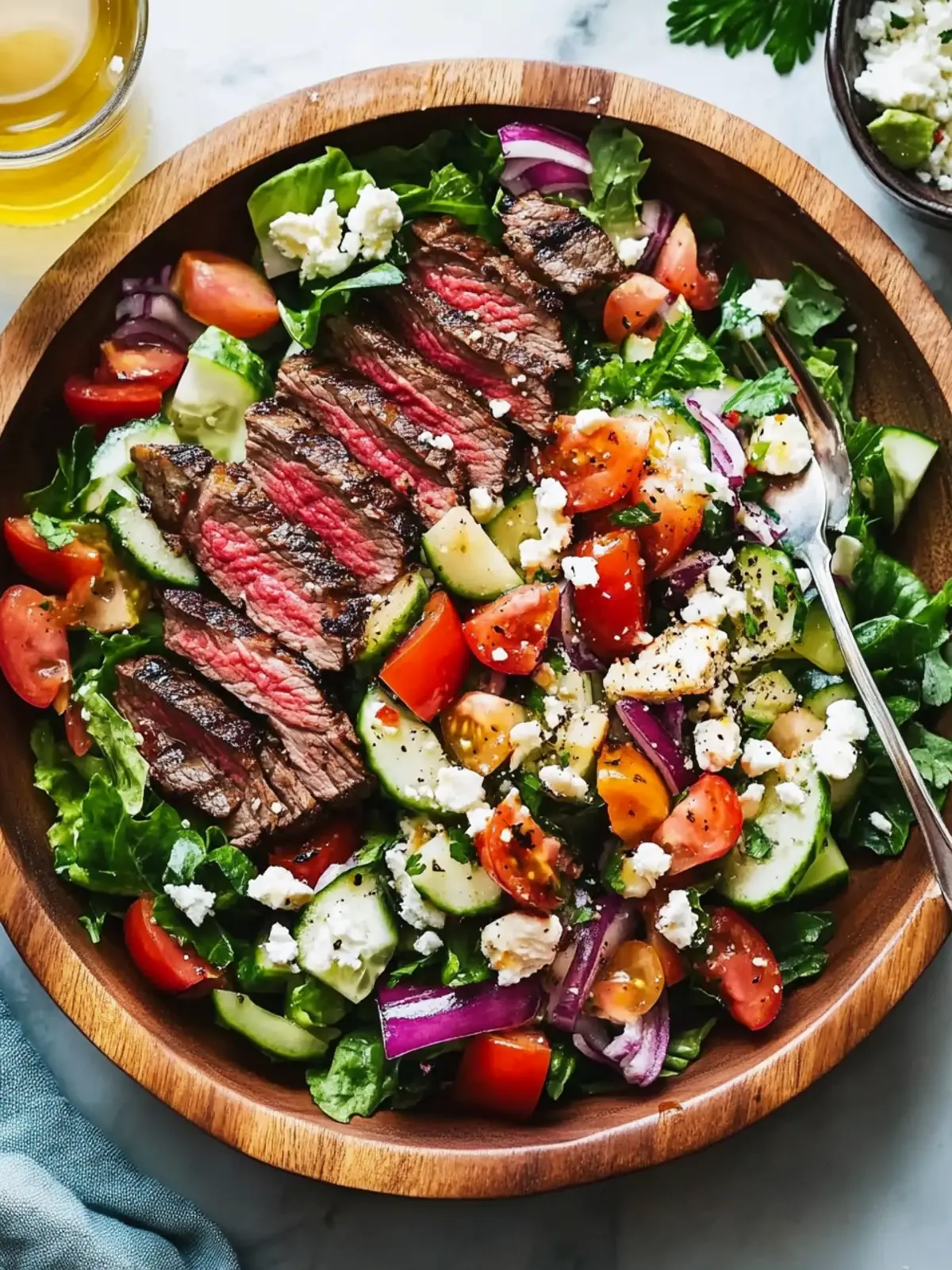 Chopped Greek Salad with Grilled Steak Elevates Summer BBQ 2 Chopped Greek Salad with Grilled Steak Is the Best Thing to Happen to Your Summer BBQ