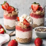 Delicious Strawberry Rhubarb Chia Overnight Oat Parfaits! 8 Strawberry Rhubarb Chia Overnight Oat Parfaits